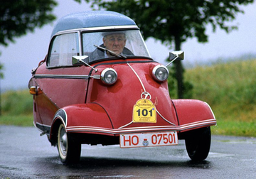 three-wheeled_car.png